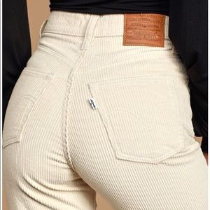 Levi’s Corduroy Ribcage Straight Ankle Pants